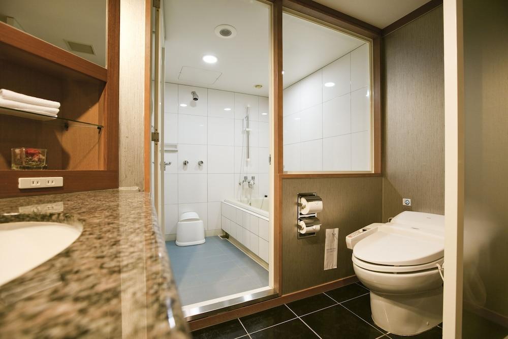 Takakura Hotel Fukuoka Eksteriør billede